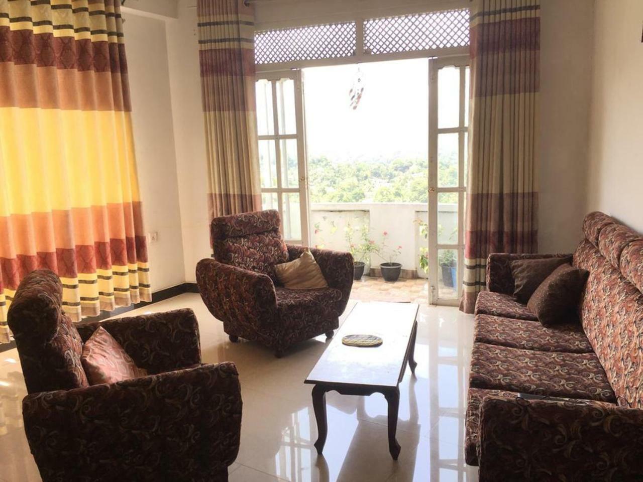 Mountview Homestay קנדי מראה חיצוני תמונה