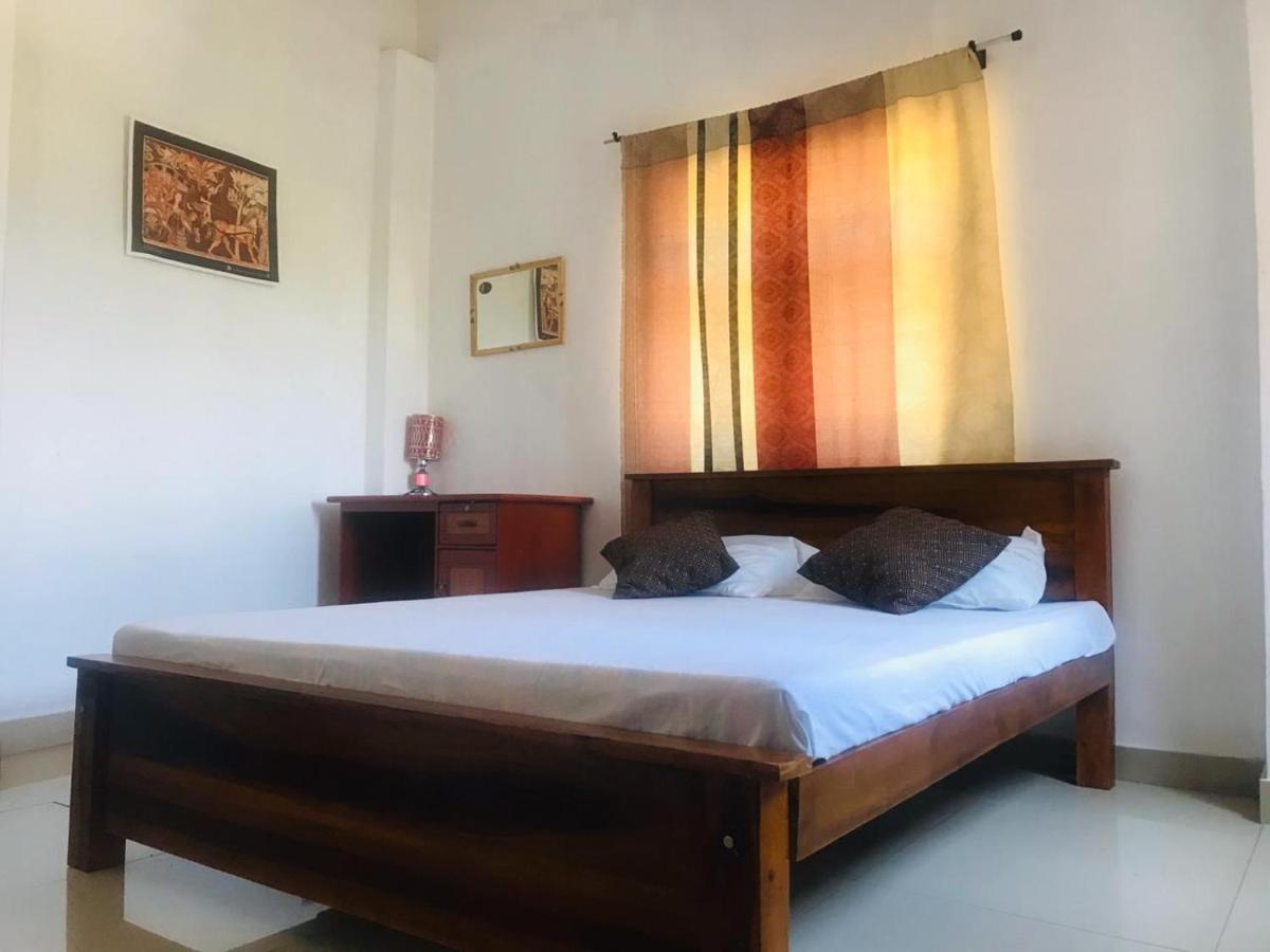 Mountview Homestay קנדי מראה חיצוני תמונה